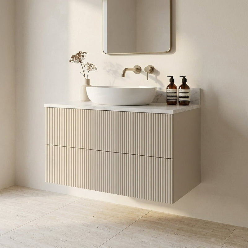 The Reeded 800mm Single, Sit-on